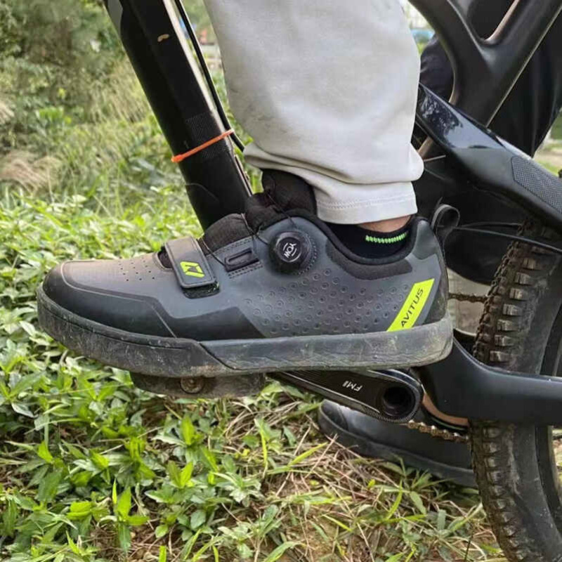 Commuting On Road Bike - Avita sapatos de mountain bike zapatillas