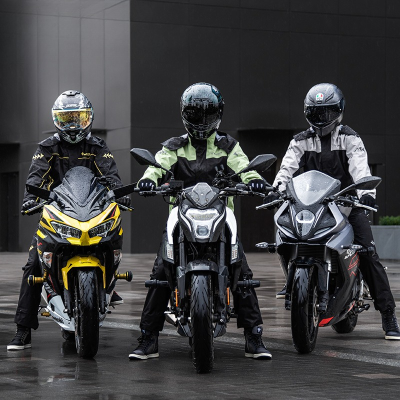 Conjunto de Jaqueta e Calças I - Cycling Commuter Rain Gear avaliação e preço